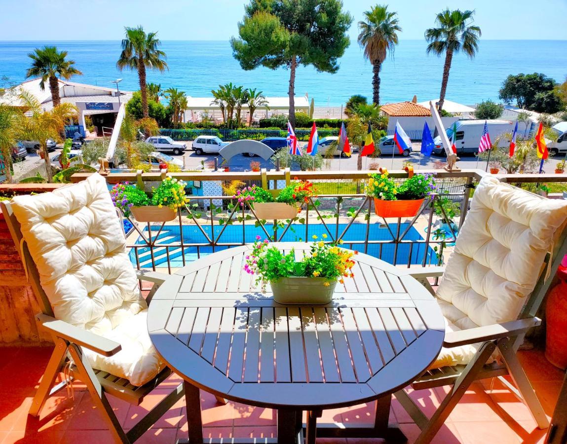 Taormina By The Sea Appartement Mazzeo Buitenkant foto