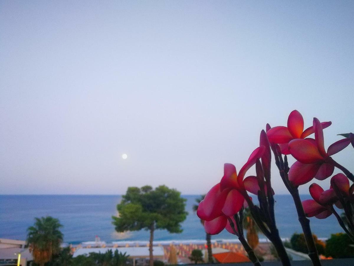 Taormina By The Sea Appartement Mazzeo Buitenkant foto