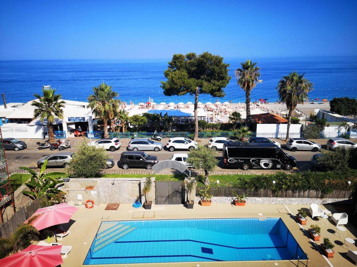 Taormina By The Sea Appartement Mazzeo Buitenkant foto
